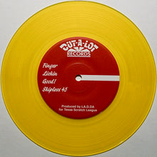 Load image into Gallery viewer, FINGER LICKIN GOOD SKIPLESS - D-STYLES &amp; DJ LA.D.DA - 7&quot; (Yellow Vinyl)